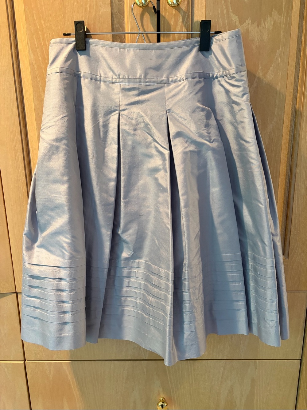 NWT  Talbots Silk Pleated A-Line Skirt in Silvery Grey - Picture 2 of 2